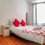 Caledonian Road Private Rooms