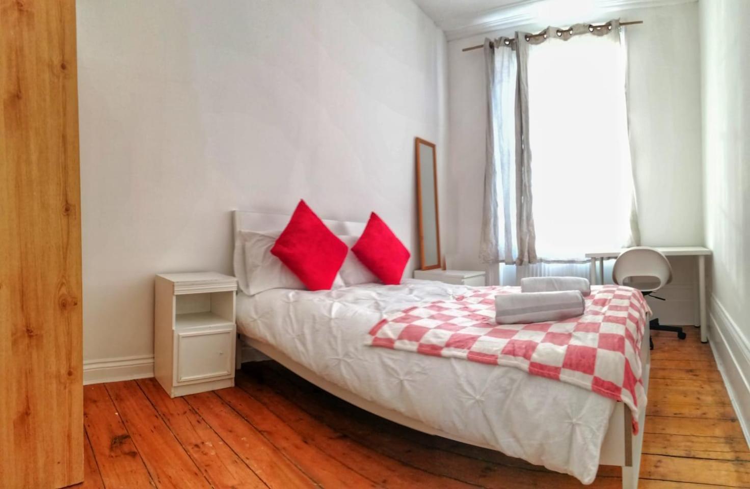 Caledonian Road Private * Londra