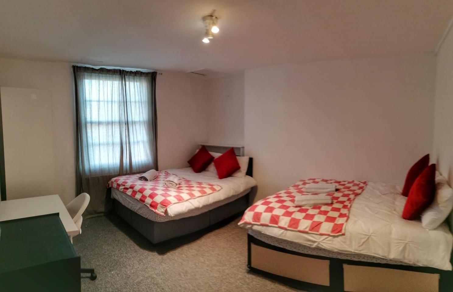 Caledonian Road Private Guest house London